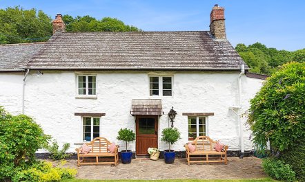 Bratton Mill Farmhouse, Bratton Fleming