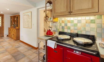 Two Lower Spire Cottage, Liscombe 8
