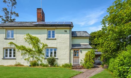Two Lower Spire Cottage, Liscombe 9