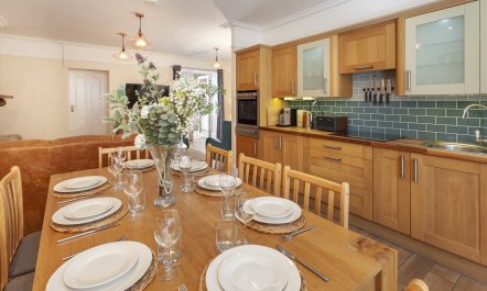 The Dog House, Porlock 2
