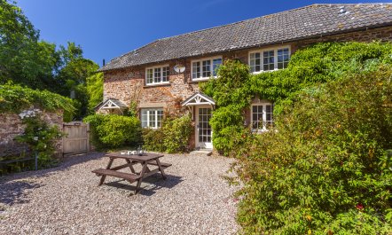 Luccombe Cottage, Luccombe 4