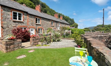Magnolia Cottage, Porlock