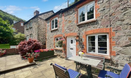 Magnolia Cottage, Porlock 5