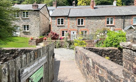Magnolia Cottage, Porlock 3