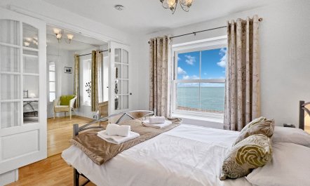 Seagulls Rest, Minehead 1