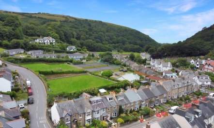 Pip's Corner, Lynton 6