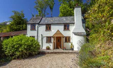 Hedgehog Cottage, Wheddon Cross 7