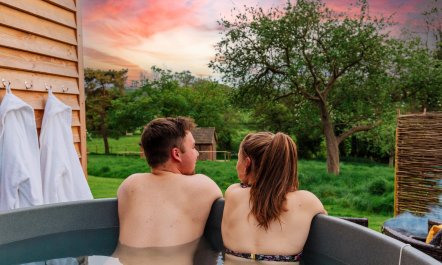 Victoria Hut, Allerford 2