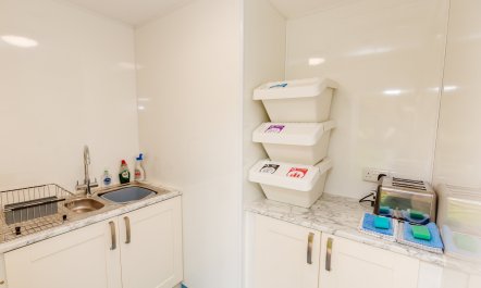 Victoria Hut, Allerford 5