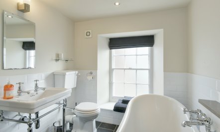 48 Swain Street, Watchet 7