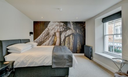 48 Swain Street, Watchet 1