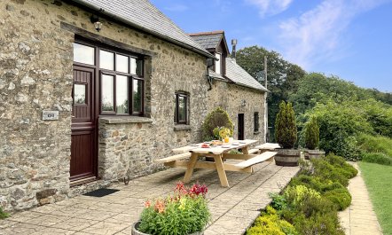 West Hollowcombe Farm Cottages - full site 4