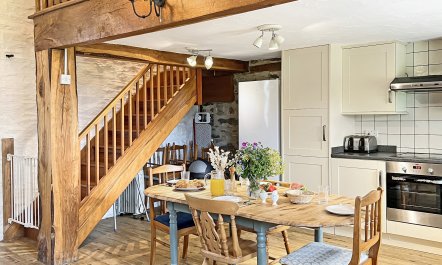 West Hollowcombe Farm Cottages - full site 5