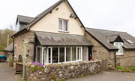 Dunkery Cottage, Wheddon Cross 0