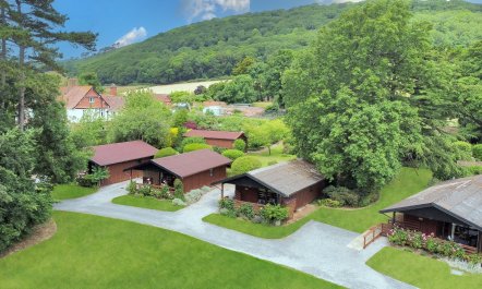 Yew Tree Lodge 0