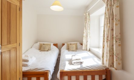 One Lower Spire Cottage, Liscombe 8