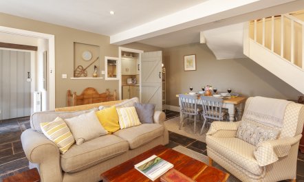 East Harwood Farm Cottage, Timberscombe 2