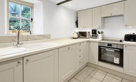 Riverside Cottage, Brendon 2