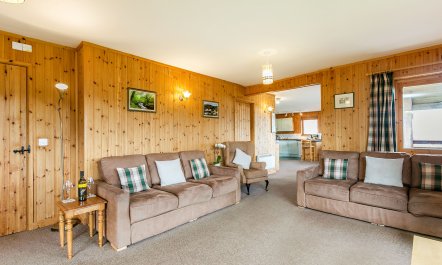 Holly Lodge 3 Bedrooms 8