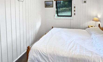 Laburnum Lodge ♿ 6