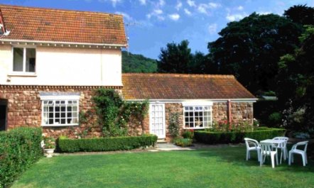 April Cottage, Woodcombe 4