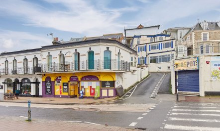 Apartment 5, The Albemarle 1