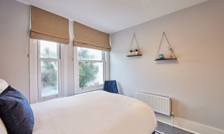 Apartment 5, The Albemarle 5