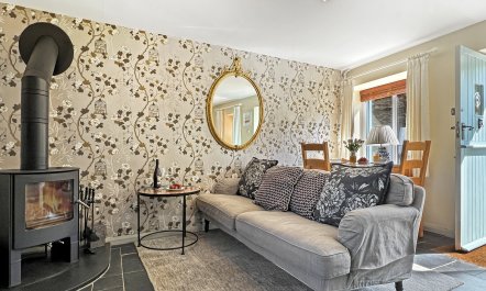 Bantam Cottage 3