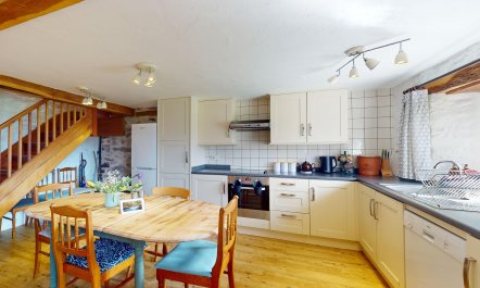 Kiri Cottage, Hawkridge 4