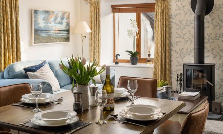 Aylesbury Cottage Sleeps 2 5