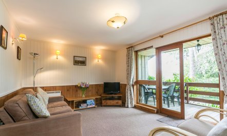 Cherry Tree Lodge ♿ 1