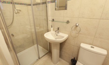 Lorna Doone Cottage, Lynmouth 8