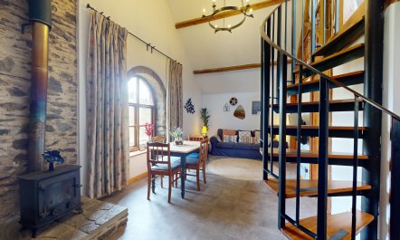 Smiddy Cottage, Hawkridge 2