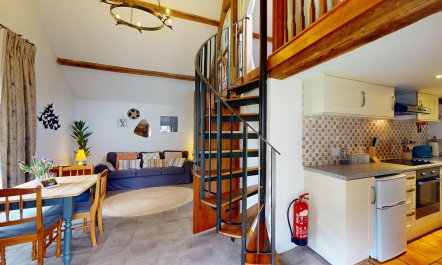 Smiddy Cottage, Hawkridge 1