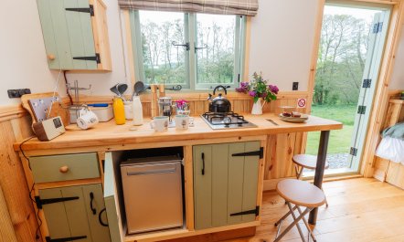 Bramley Hut, Allerford 5