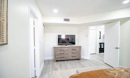 Cutler Bay Contemporary 4