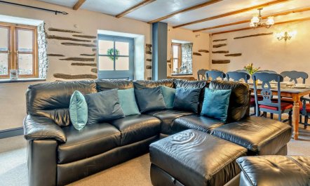 3 Bed in Llandysul 2