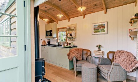 1 Bed in Tewkesbury 9