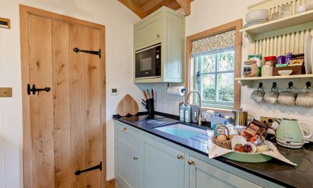 1 Bed in Tewkesbury 5