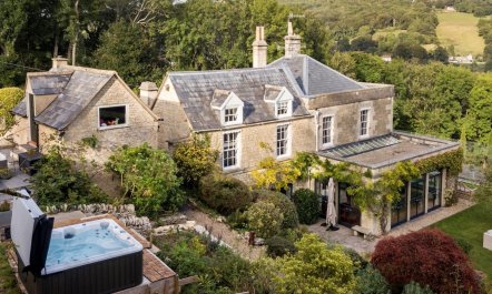 5 Bed in Stroud 1