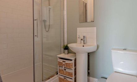 4 Bed in Ryde 7