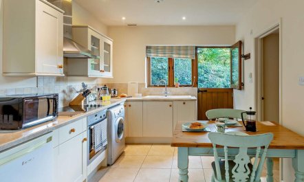 1 Bed in Tiverton 2