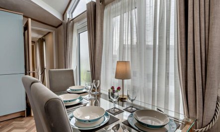 2 Bed in St. Andrews 6