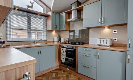 2 Bed in St. Andrews 4