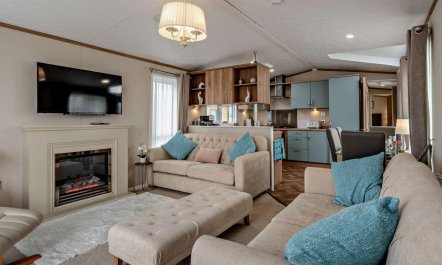 2 Bed in St. Andrews 1
