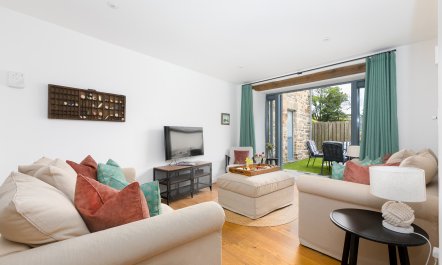 Carines Barns - Pen 0