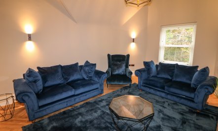 Netherdale Penthouse 1