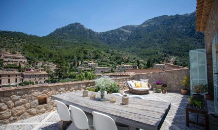 Majorcan Muse 1