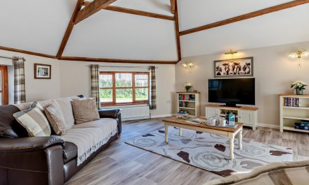 3 Bed in Holsworthy 1