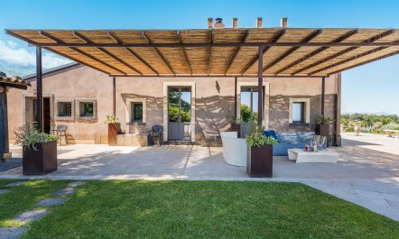 The Garden of Etrusco 5